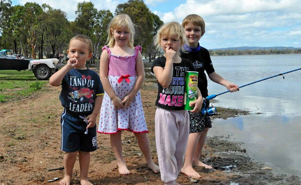 Jack, Summer and Olivia Gill and Saxson Williams enjoy fishing at Leslie Dam. Jack, Summer and Olivia Gill and Saxson Williams enjoy fishing at Leslie Dam.